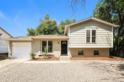 2551 S Kittredge Way Aurora CO 80013