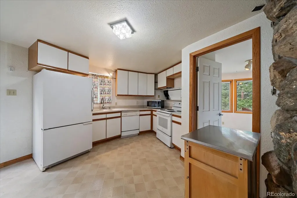 475 Circle Drive Evergreen CO 80439