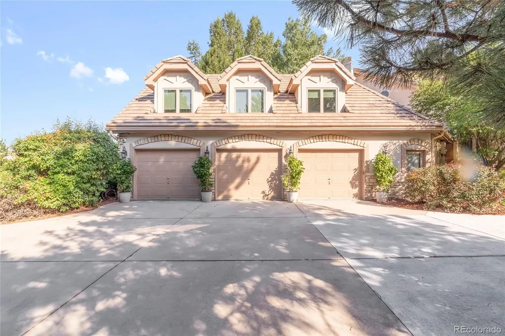 5340 S Race Court Greenwood Village CO 80121