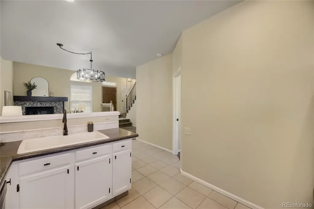2902 W Long Circle Littleton CO 80120