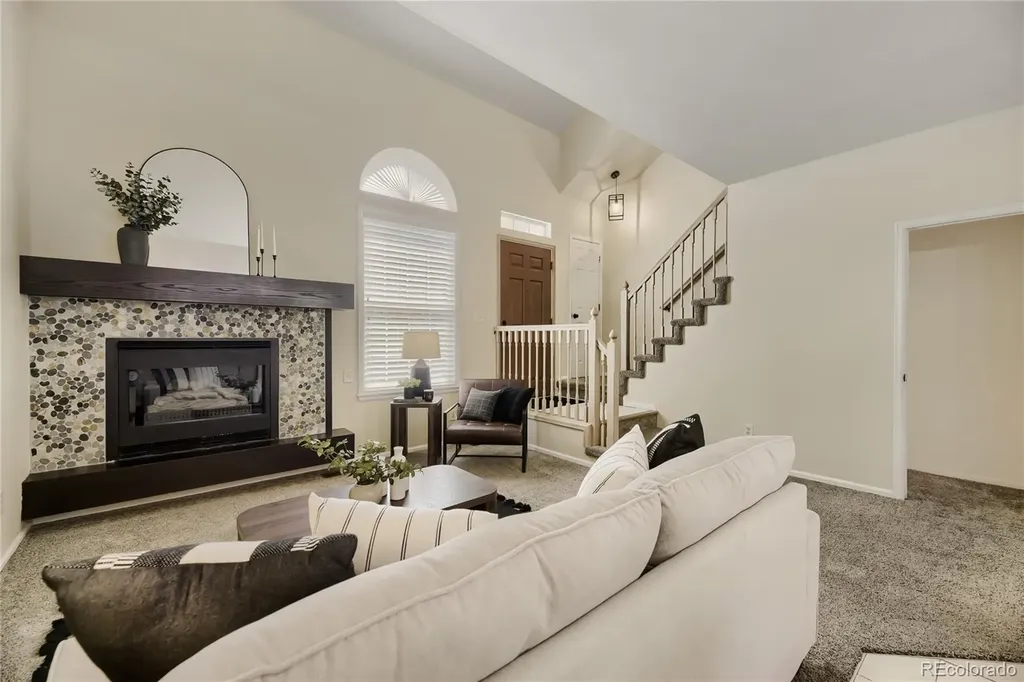 2902 W Long Circle Littleton CO 80120