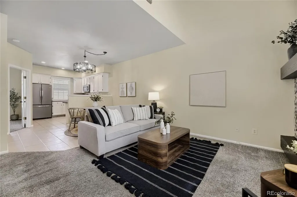 2902 W Long Circle Littleton CO 80120