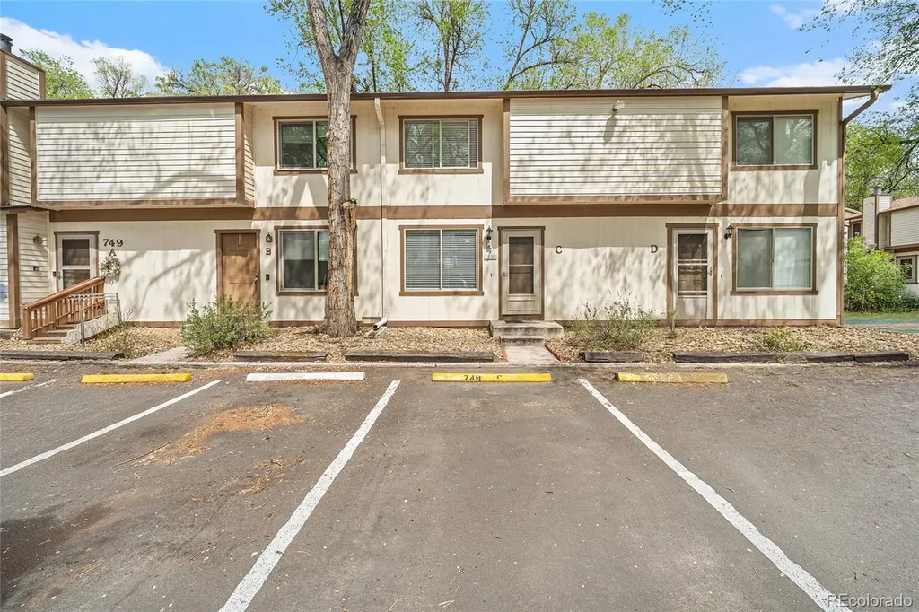 749 Alexander Road Colorado Springs CO 80909
