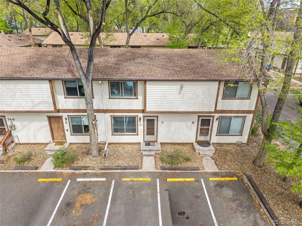 749 Alexander Road Colorado Springs CO 80909