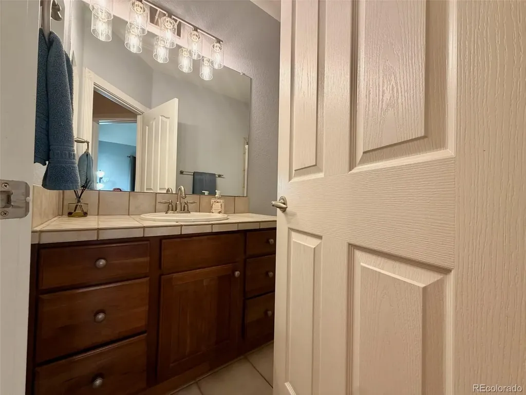 26804 E Mineral Drive Aurora CO 80016