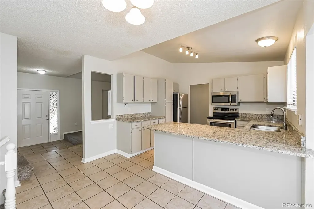 2721 S Salida Way Aurora CO 80013