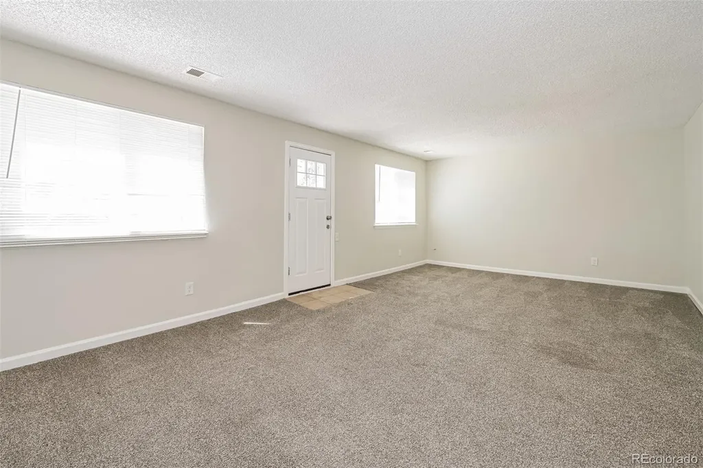 2721 S Salida Way Aurora CO 80013