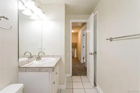 2721 S Salida Way Aurora CO 80013