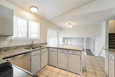 2721 S Salida Way Aurora CO 80013