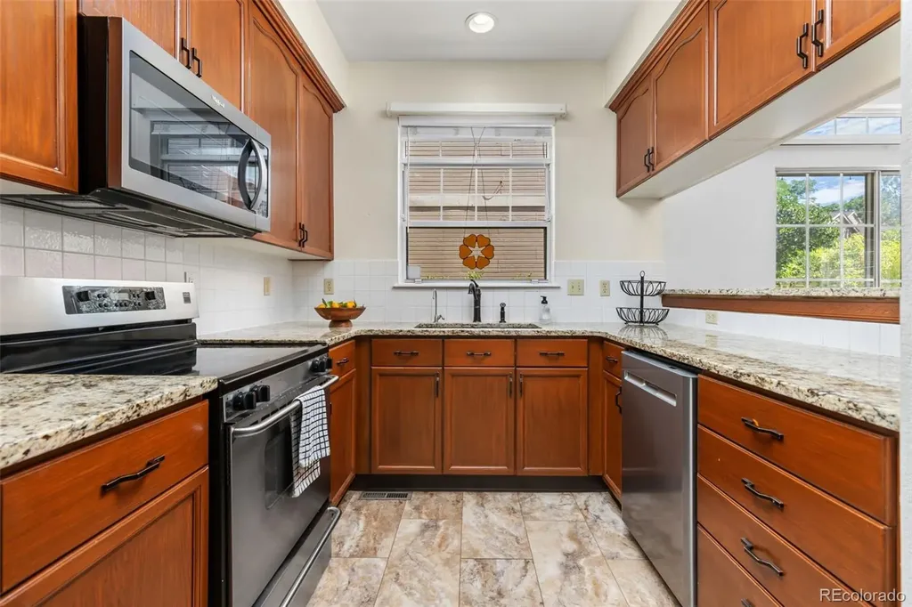 4056 S Abilene Circle Aurora CO 80014