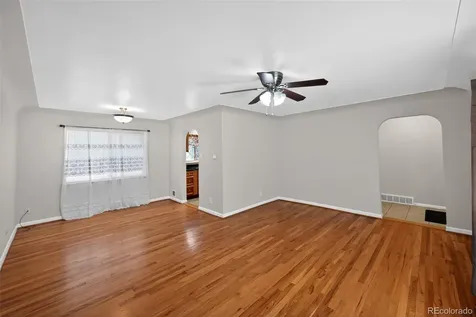 2201 Oakland Street Aurora CO 80010