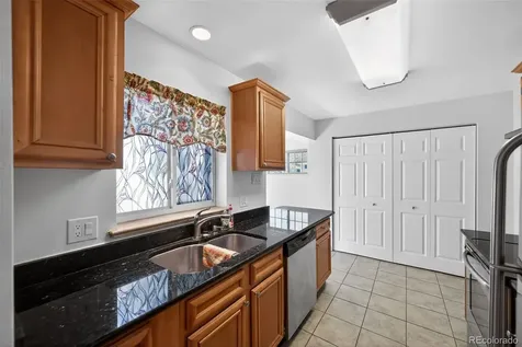 2201 Oakland Street Aurora CO 80010