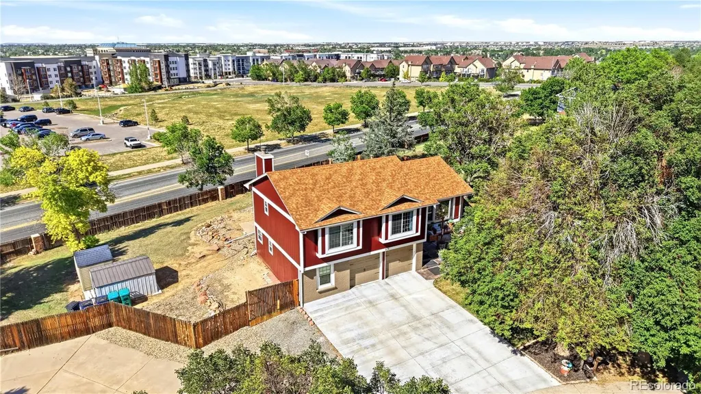 702 S Eagle Street Aurora CO 80012