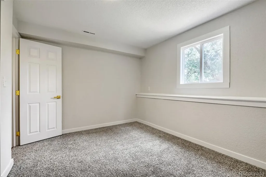 4852 S Salida Court Aurora CO 80015