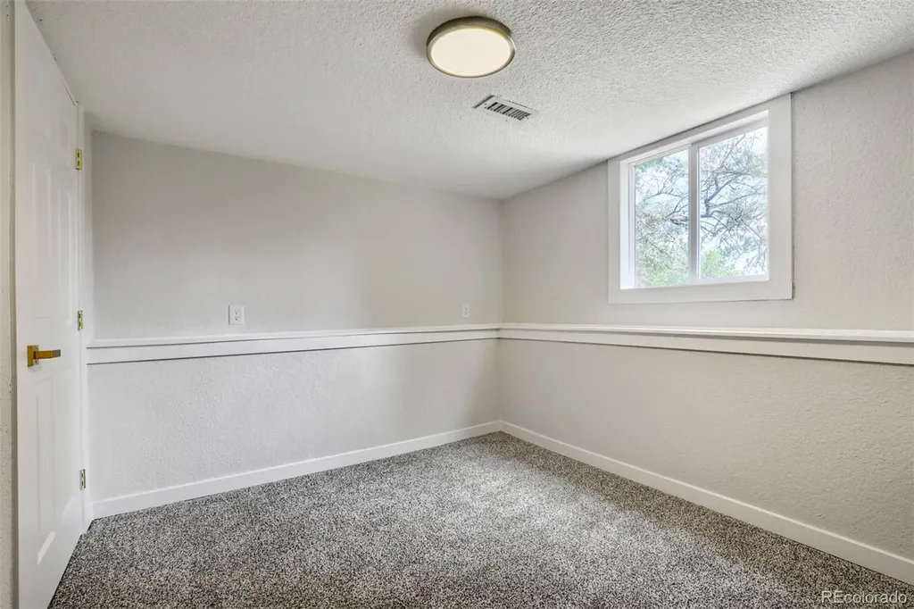 4852 S Salida Court Aurora CO 80015
