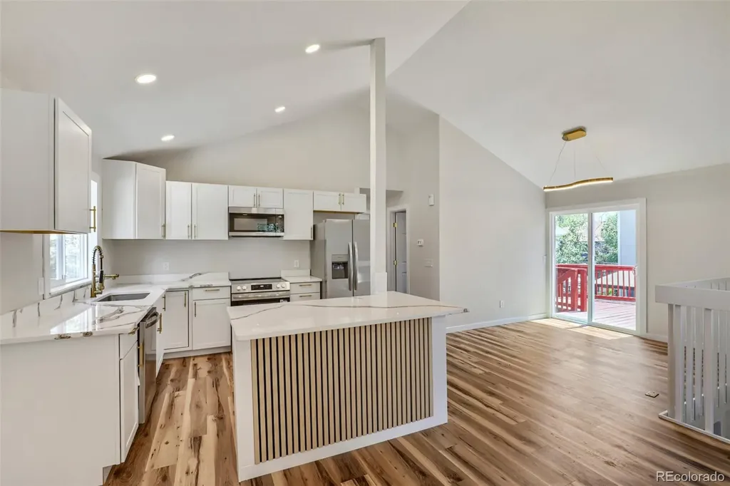 4852 S Salida Court Aurora CO 80015