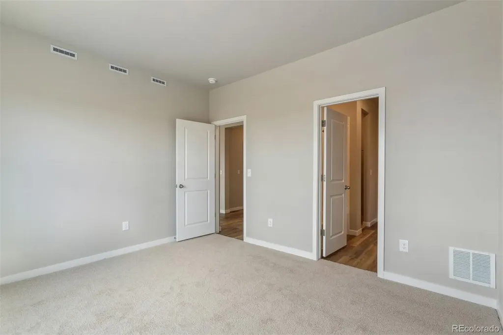 48215 Shetland Drive Bennett CO 80102