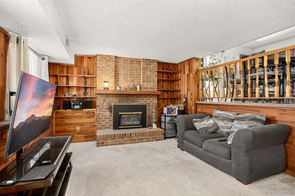 4684 Chandler Court Denver CO 80239