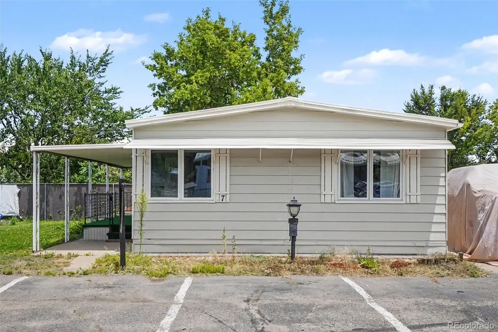 3500 S King Street Denver CO 80236