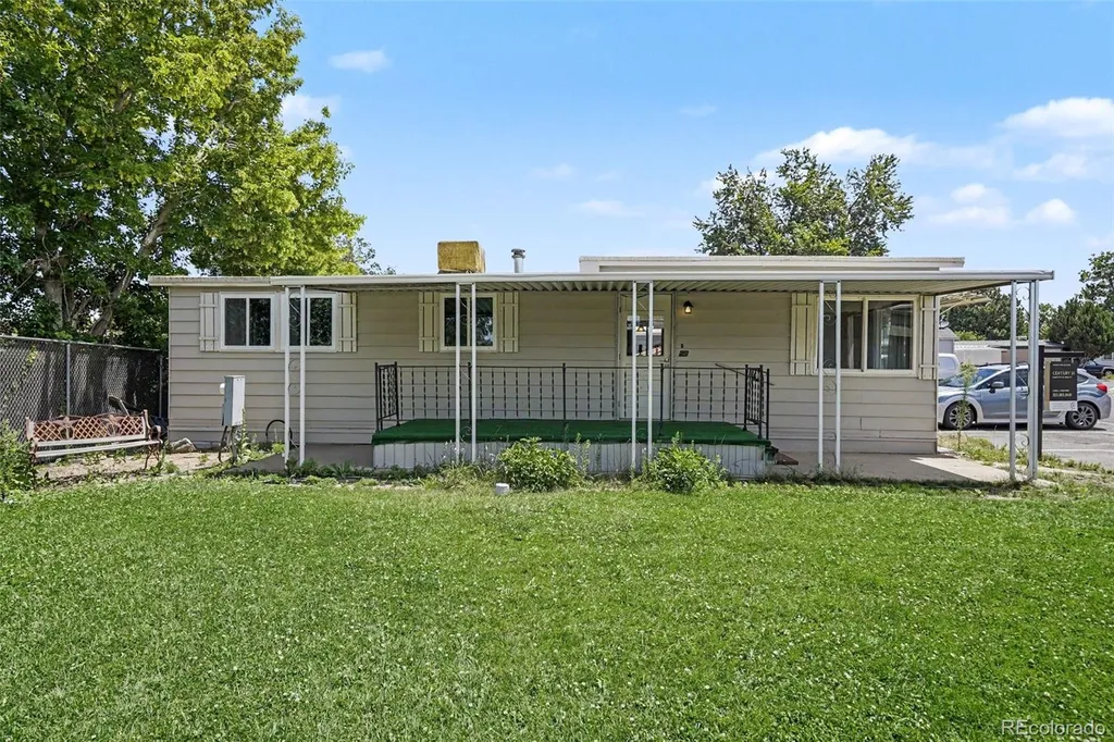 3500 S King Street Denver CO 80236