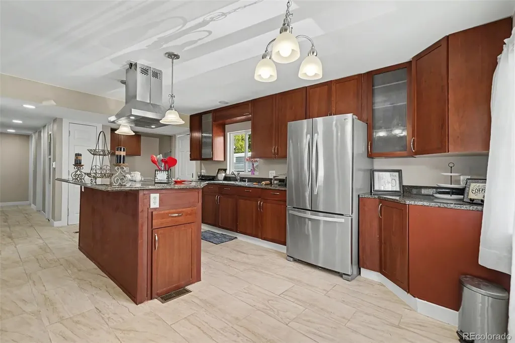 3500 S King Street Denver CO 80236