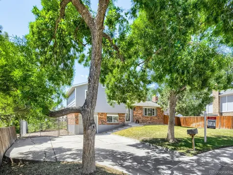 9320 W Burgundy Avenue Littleton CO 80123