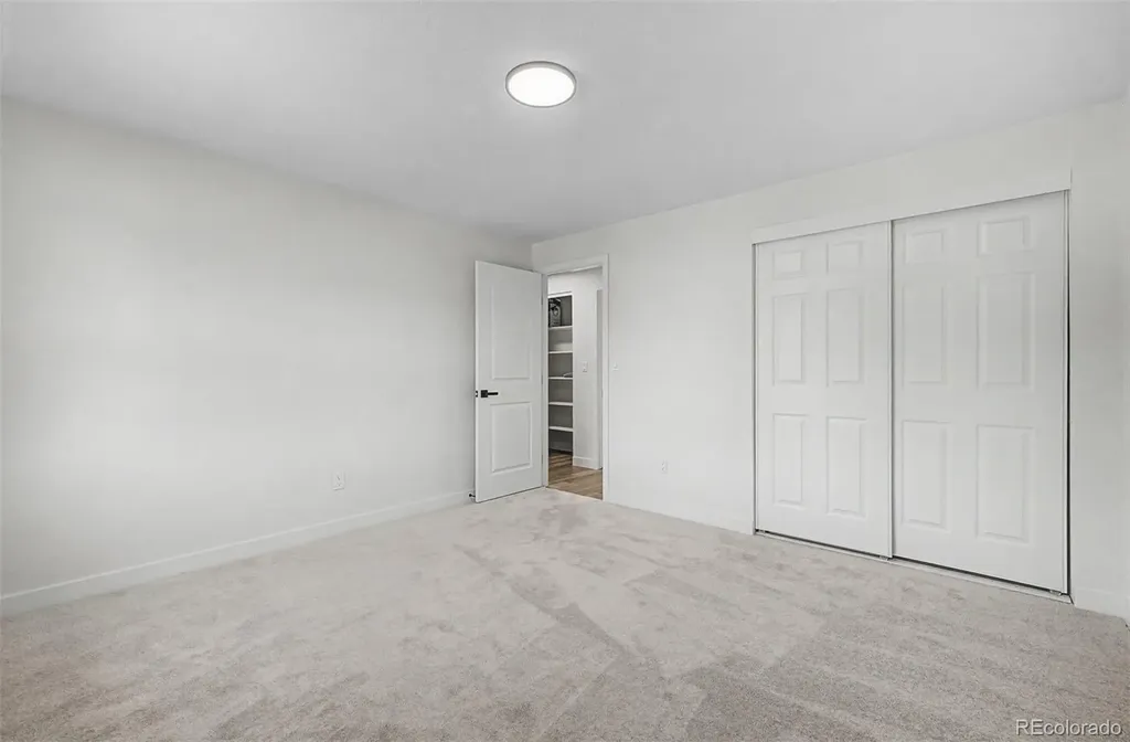 1421 S Chambers Circle Aurora CO 80012