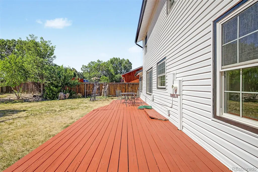 1421 S Chambers Circle Aurora CO 80012