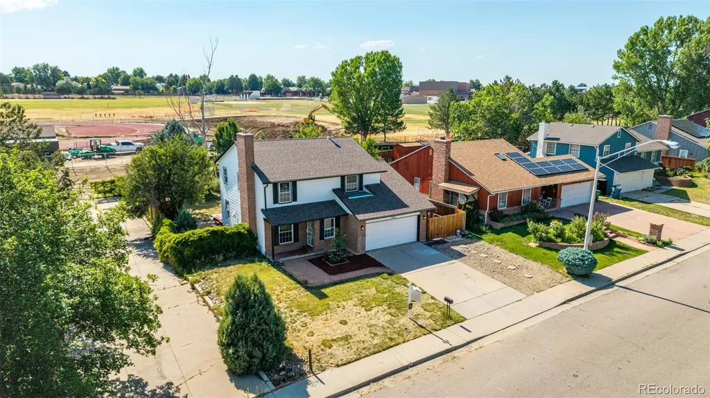 1421 S Chambers Circle Aurora CO 80012