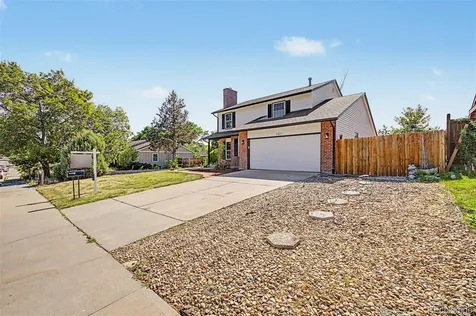 1421 S Chambers Circle Aurora CO 80012