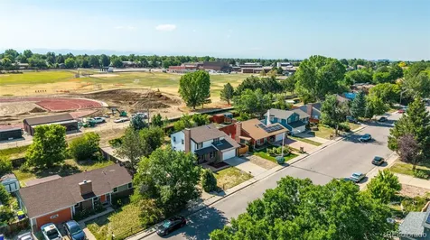 1421 S Chambers Circle Aurora CO 80012