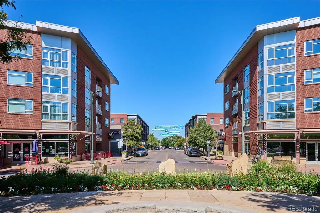 2855 Xanthia Street Denver CO 80238