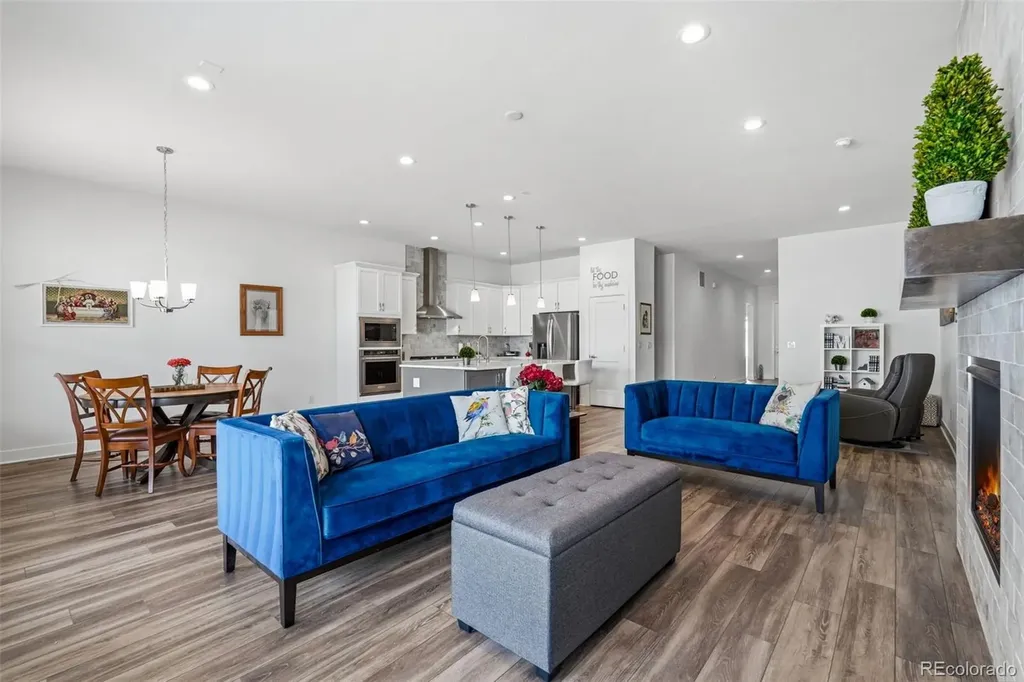 5925 La Posada Place Parker CO 80134
