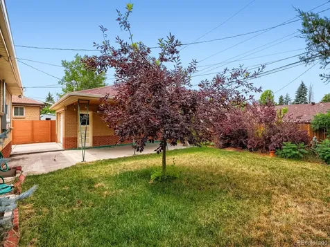 1009 Kenton Street Aurora CO 80010