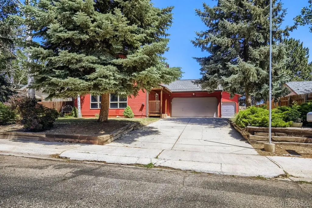 3310 33rd Avenue Court Greeley CO 80634