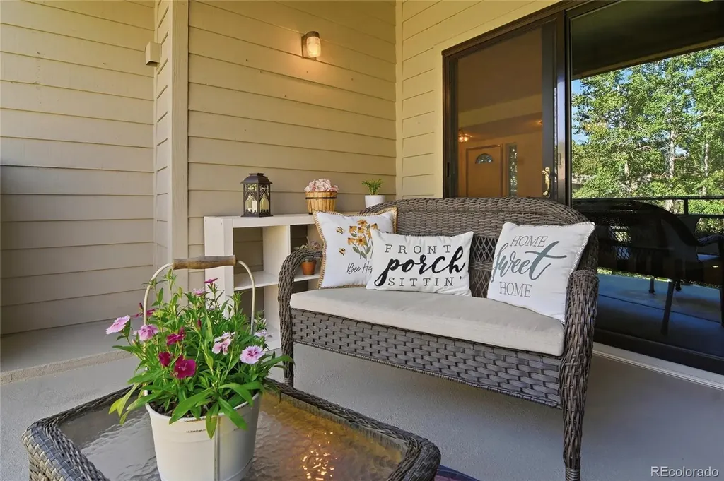 722 Ridgeside Drive Golden CO 80401