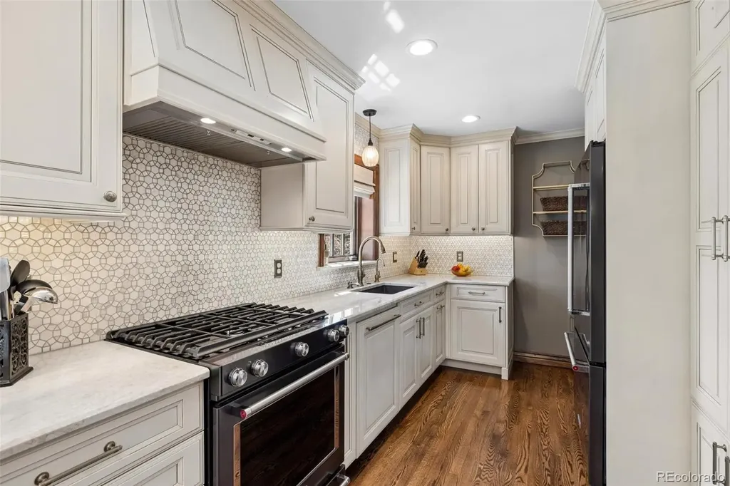1124 Holly Street Denver CO 80220