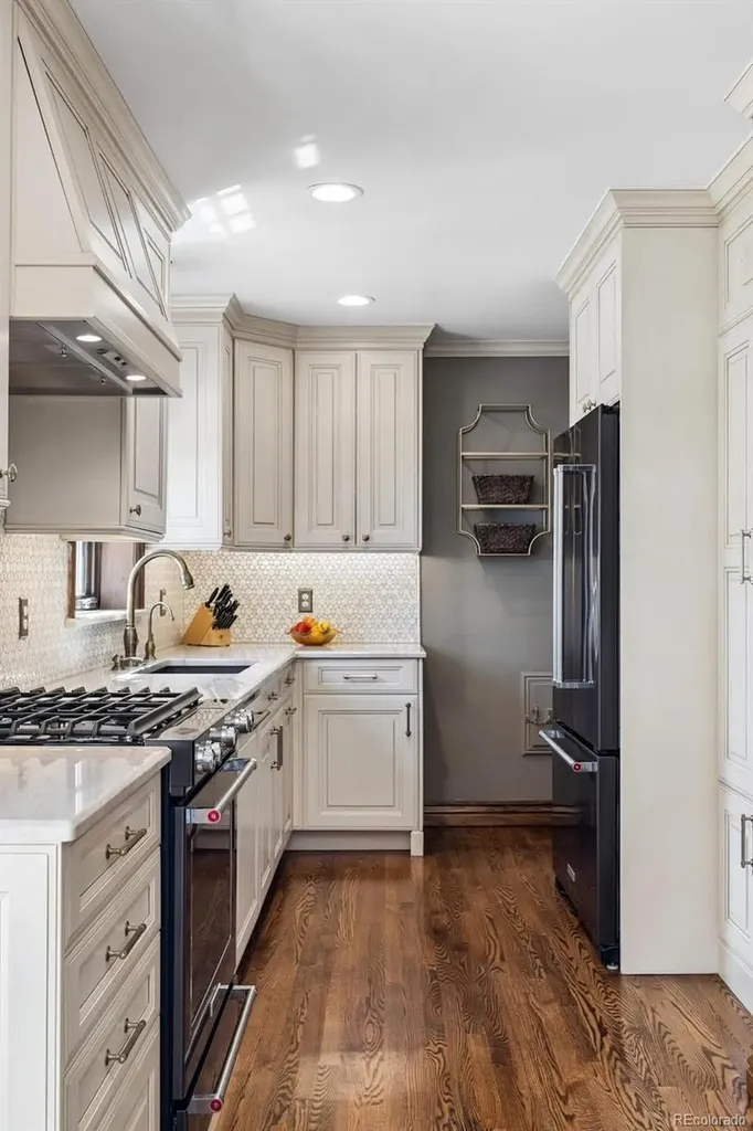 1124 Holly Street Denver CO 80220
