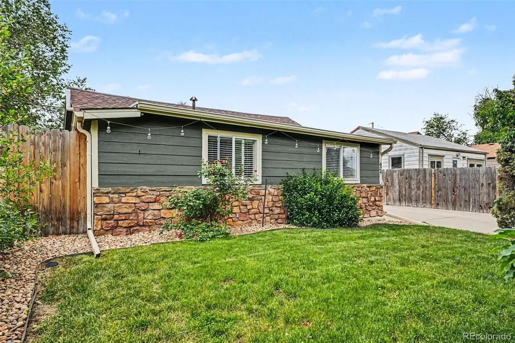 624 Stuart Street Denver CO 80204