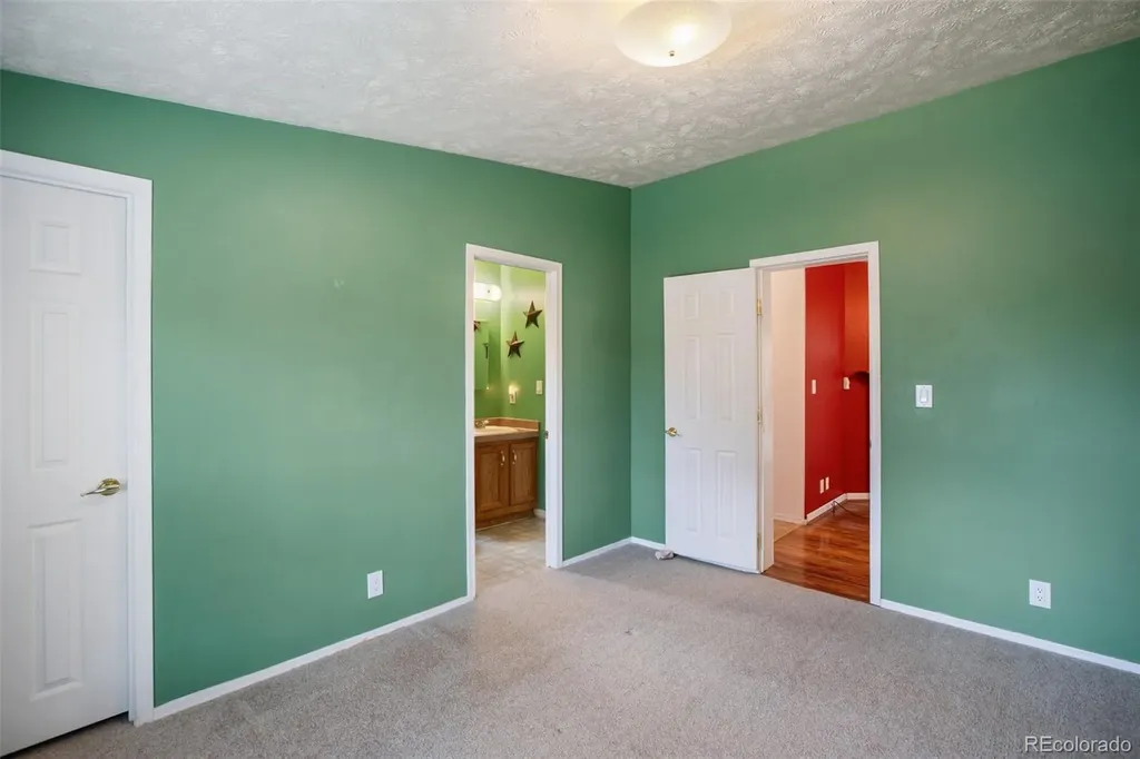1011 W Bison Creek Trail Divide CO 80814