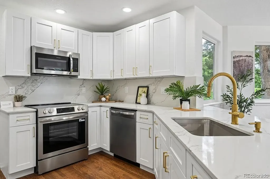 3986 S Sable Circle Aurora CO 80014
