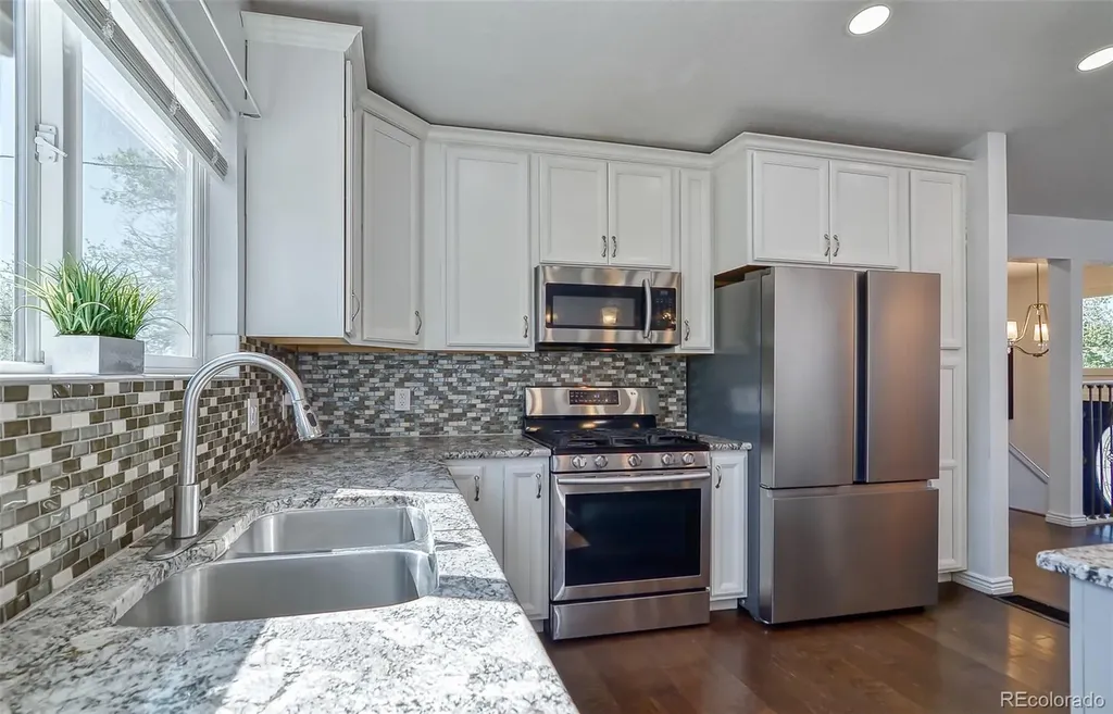 8246 S Dover Street Littleton CO 80128