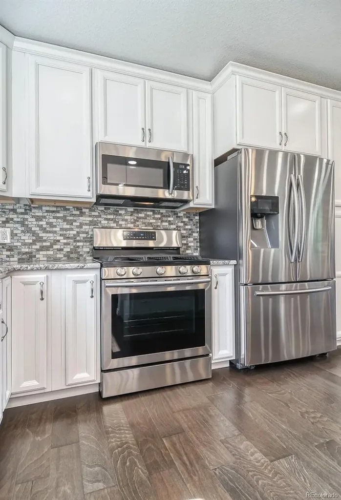 8246 S Dover Street Littleton CO 80128