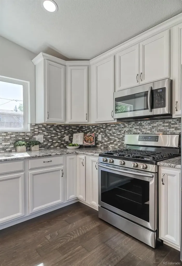 8246 S Dover Street Littleton CO 80128