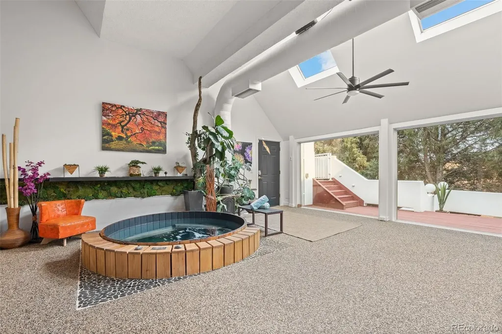 6671 Wauconda Drive Larkspur CO 80118