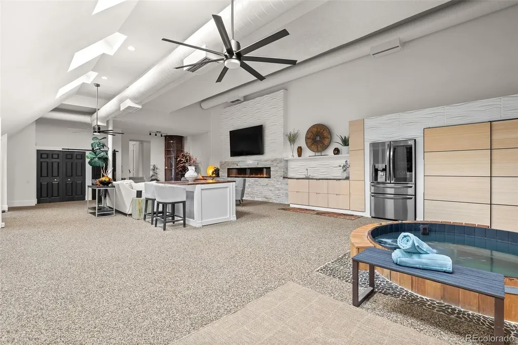 6671 Wauconda Drive Larkspur CO 80118