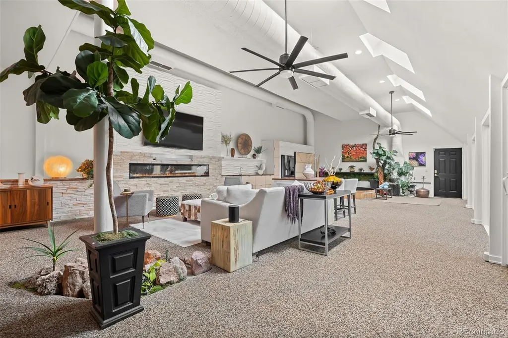 6671 Wauconda Drive Larkspur CO 80118