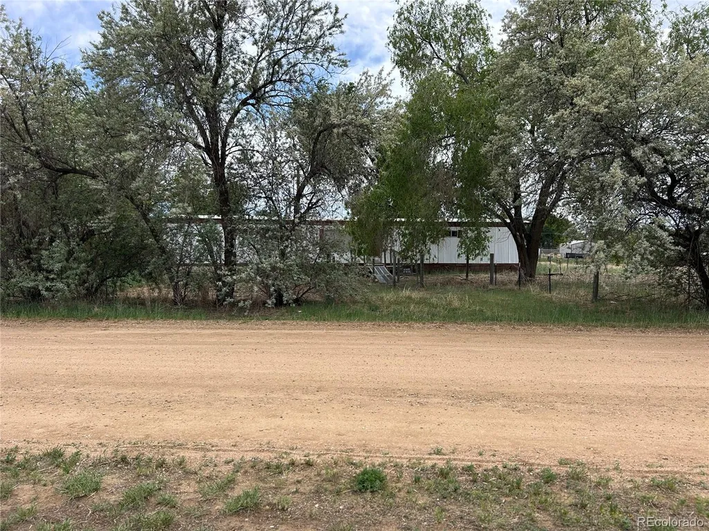 15684 Mary Avenue Fort Lupton CO 80621