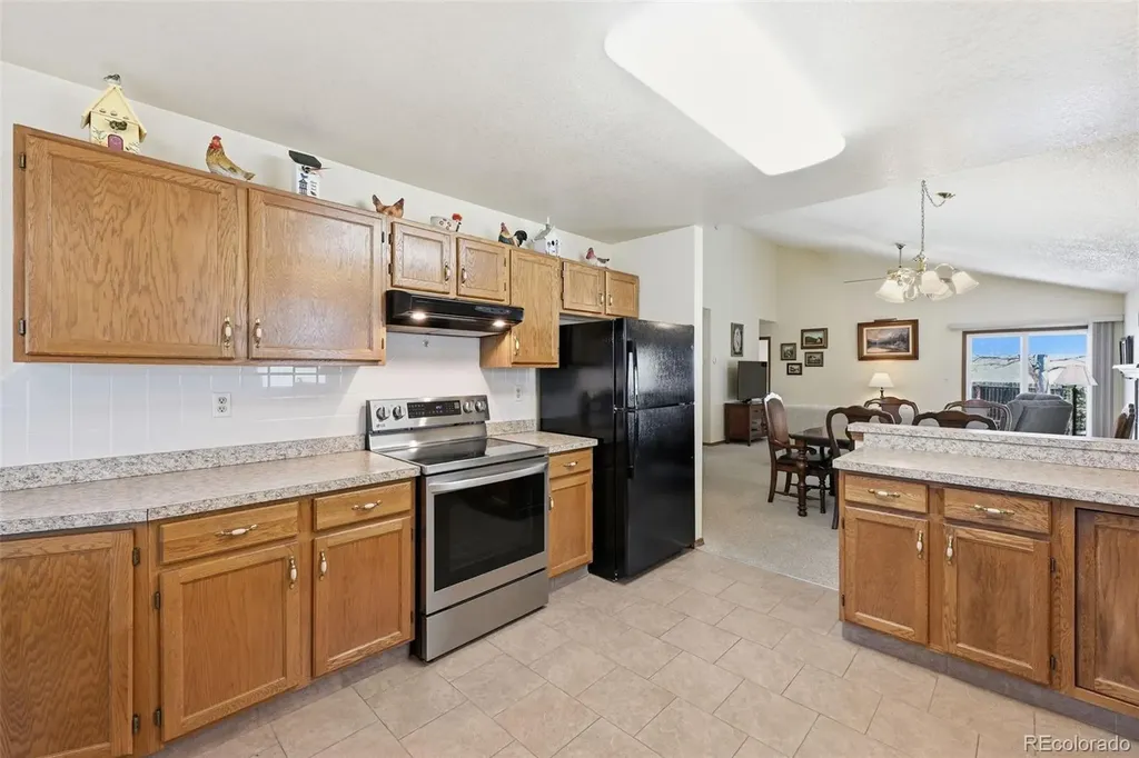 8237 Telegraph Drive Colorado Springs CO 80920