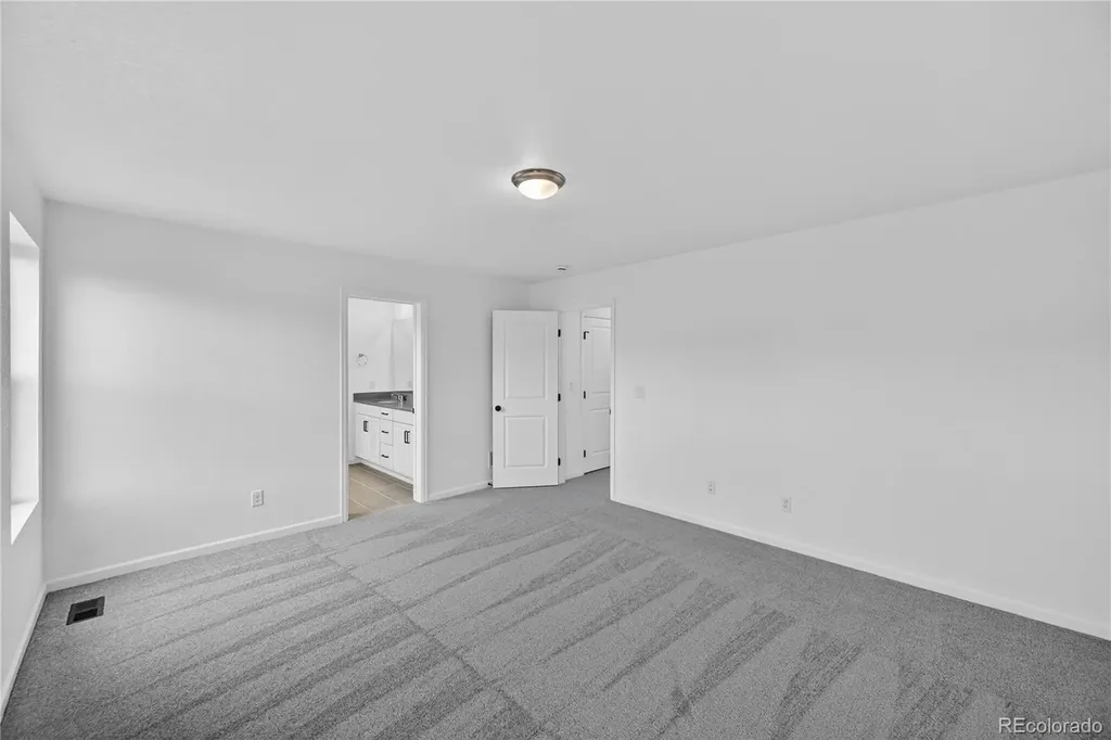 28405 E 4th Avenue Watkins CO 80137